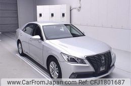 toyota crown 2013 CFJ1801687