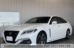 toyota crown 2018 CFJ1586789