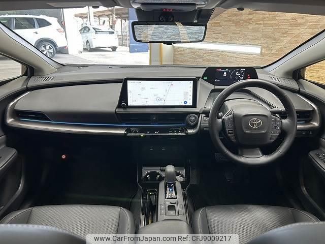 toyota prius 2023 quick_quick_6AA-MXWH60_MXWH60-4008262 image 2