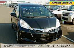 Honda Fit Hybrid 2012