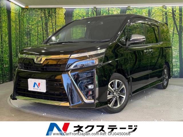 toyota voxy 2020 -TOYOTA--Voxy DBA-ZRR80W--ZRR80-0585785---TOYOTA--Voxy DBA-ZRR80W--ZRR80-0585785- image 1