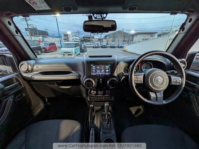 jeep wrangler 2018 CFJ1821682 image 2