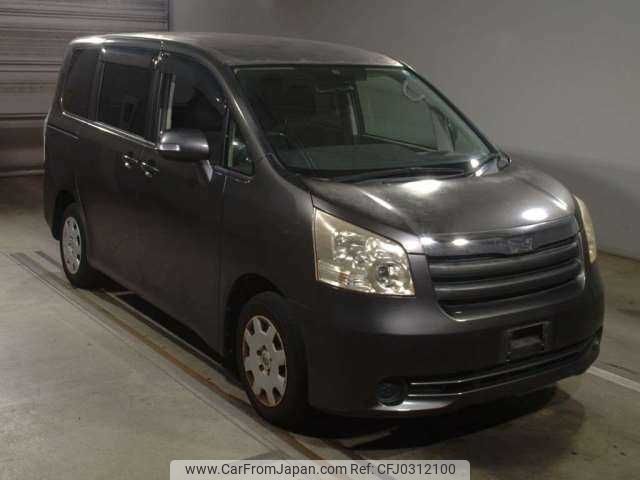 toyota noah 2009 TE2324 image 2