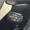 lexus is 2017 CFJ1817894 image 7