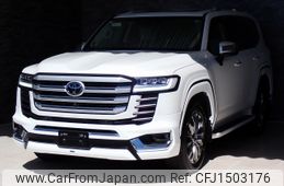 toyota land-cruiser 2024 25411710