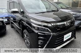 toyota voxy 2018 -TOYOTA--Voxy DBA-ZRR85W--ZRR85-0093742---TOYOTA--Voxy DBA-ZRR85W--ZRR85-0093742-