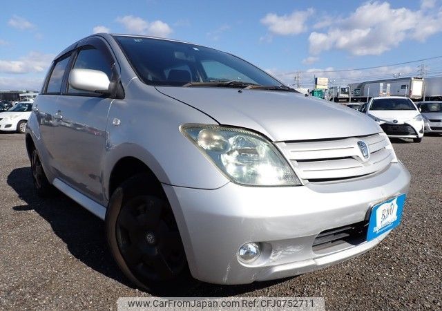 toyota ist 2004 REALMOTOR_N2025020088F-10 image 2