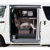 toyota hiace-van 2018 GOO_JP_700070848530240921002 image 26