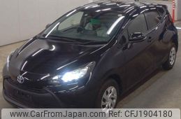 toyota aqua 2022 CFJ1904180