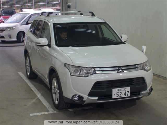 mitsubishi outlander 2014 -MITSUBISHI 【沖縄 330ｻ5247】--Outlander GF8W--0100235---MITSUBISHI 【沖縄 330ｻ5247】--Outlander GF8W--0100235- image 1