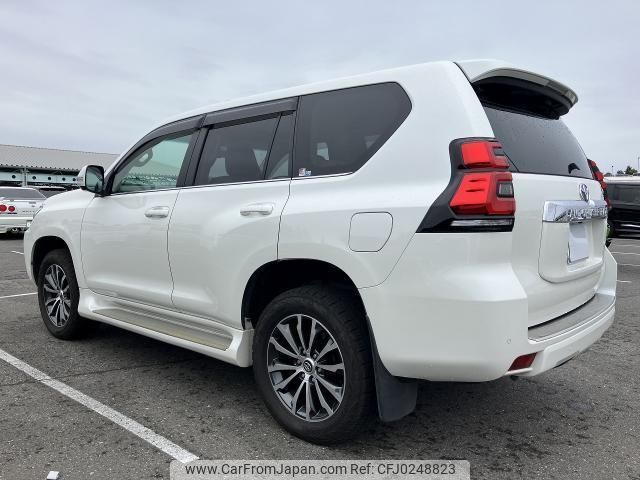 toyota land-cruiser-prado 2019 quick_quick_LDA-GDJ151W_GDJ151-0007822 image 2