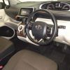 toyota sienta 2015 -TOYOTA--Sienta NSP170G-7009066---TOYOTA--Sienta NSP170G-7009066- image 4