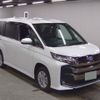 toyota noah 2023 quick_quick_6AA-ZWR95W_ZWR95-0018195 image 1