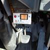 isuzu elf-truck 2005 CFJ1833933 image 17