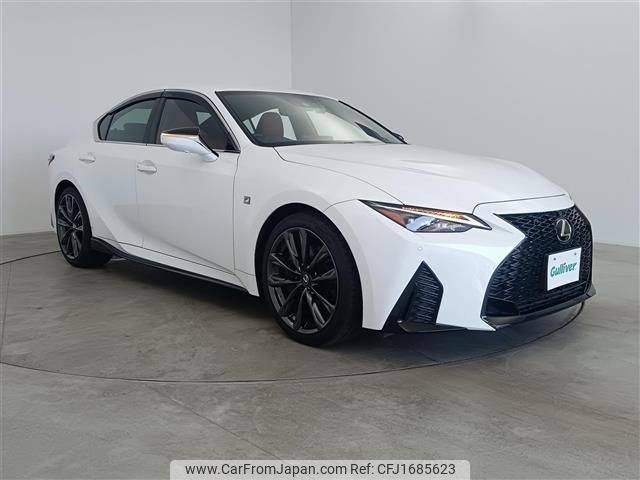 lexus is 2022 CFJ1685623 image 1