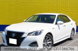 toyota crown 2017 CFJ1566766