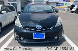 toyota prius-α 2011 CFJ1554183