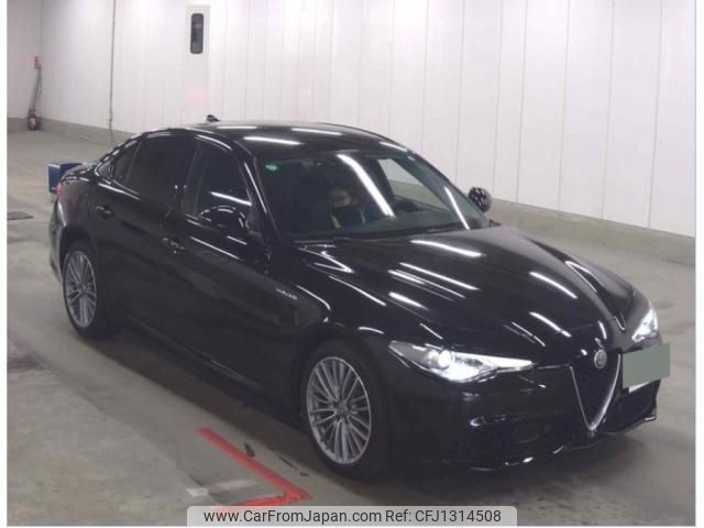 alfa-romeo giulia 2019 quick_quick_ABA-95220_ZAREAEGN8J75773213 image 1