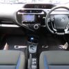 toyota aqua 2018 CFJ1757326 image 3