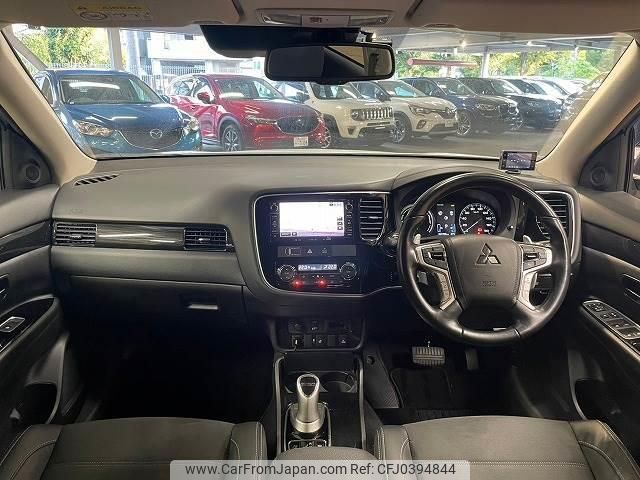 mitsubishi outlander-phev 2017 quick_quick_DLA-GG2W_GG2W-0404120 image 2