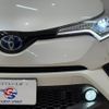 toyota c-hr 2017 -TOYOTA--C-HR DAA-ZYX10--ZYX10-2062197---TOYOTA--C-HR DAA-ZYX10--ZYX10-2062197- image 19