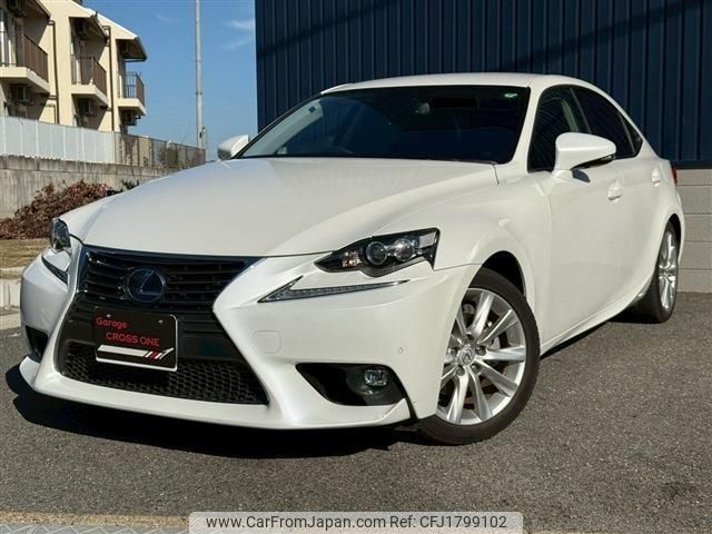 lexus is 2015 CFJ1799102 image 1