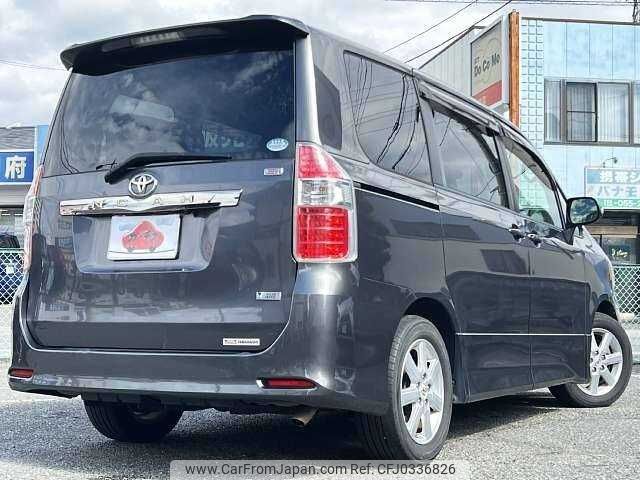 toyota noah 2008 504928-924941 image 2