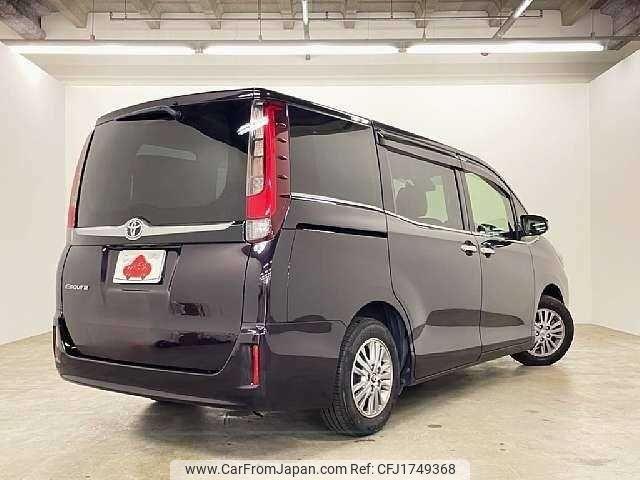 toyota esquire 2016 CFJ1749368 image 2
