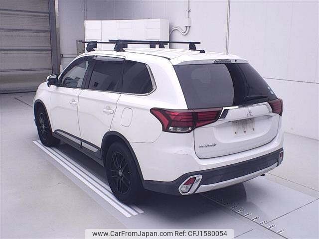 mitsubishi outlander 2016 CFJ1580054 image 2
