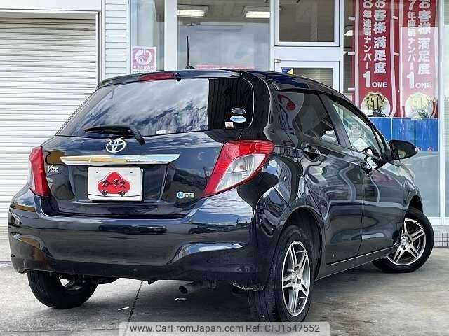 toyota vitz 2011 CFJ1547552 image 2
