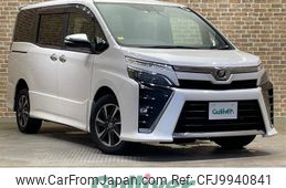 toyota voxy 2019 -TOYOTA--Voxy DBA-ZRR85W--ZRR85-0121411---TOYOTA--Voxy DBA-ZRR85W--ZRR85-0121411-