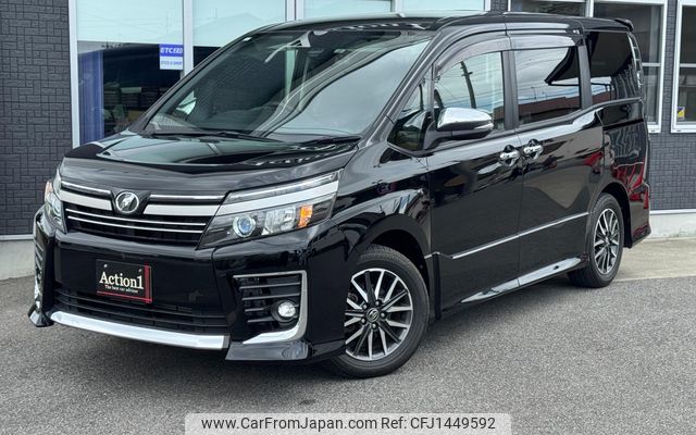 toyota voxy 2016 465 image 1