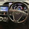 toyota voxy 2017 quick_quick_DAA-ZWR80W_0287288 image 3