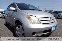 toyota ist 2004 646828-N2025040436F-24