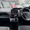 toyota noah 2018 CFJ1738813 image 16