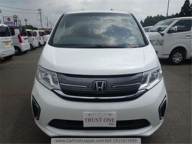 honda stepwagon 2016 CFJ1411090 image 2