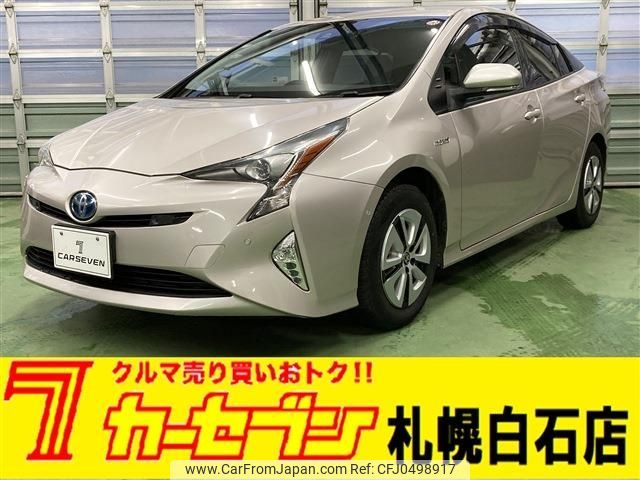 toyota prius 2017 -TOYOTA--Prius DAA-ZVW55--ZVW55-8043024---TOYOTA--Prius DAA-ZVW55--ZVW55-8043024- image 1