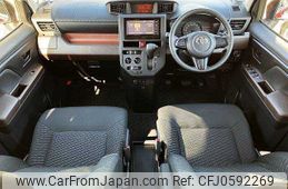 toyota roomy 2017 504928-926944