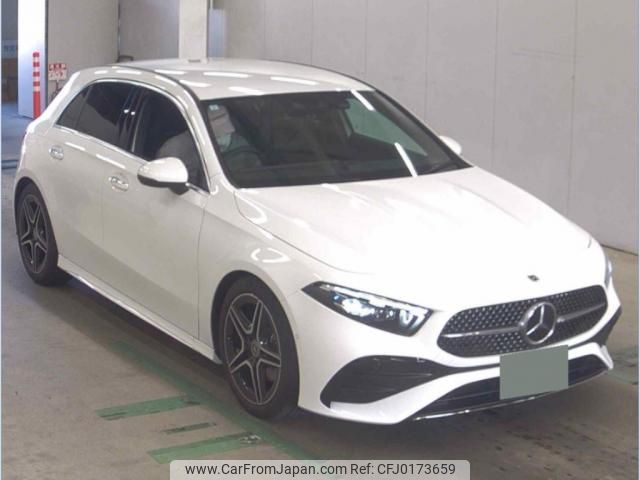 mercedes-benz a-class 2023 quick_quick_3DA-177012_W1K1770122V178097 image 1