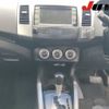 mitsubishi outlander 2005 CFJ1846300 image 8