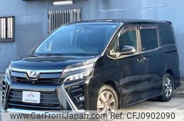 toyota voxy 2017 quick_quick_ZRR80W_ZRR80-0376553