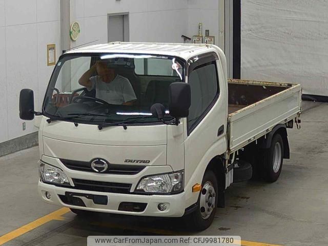 hino dutro 2017 -HINO--Hino Dutoro XZC605-0017002---HINO--Hino Dutoro XZC605-0017002- image 1