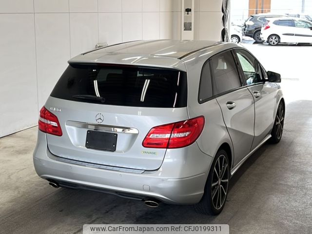 mercedes-benz b-class 2013 -MERCEDES-BENZ--Benz B Class 246242-2J140941---MERCEDES-BENZ--Benz B Class 246242-2J140941- image 2