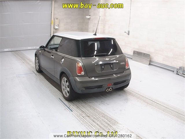 mini mini-others 2006 -BMW--BMW Mini RE16-WMWRE32040TJ42015---BMW--BMW Mini RE16-WMWRE32040TJ42015- image 2