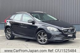 volvo v40 2014 CFJ1525484