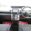 toyota voxy 2011 -TOYOTA--Voxy DBA-ZRR70W--ZRR70-0461020---TOYOTA--Voxy DBA-ZRR70W--ZRR70-0461020- image 8