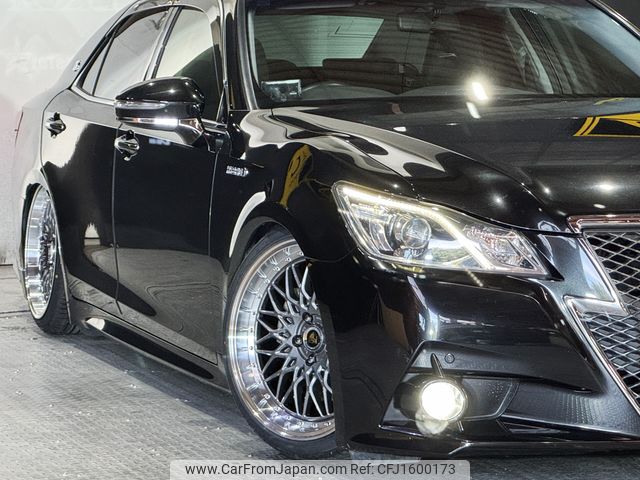 toyota crown-athlete-series 2013 CFJ1600173 image 1