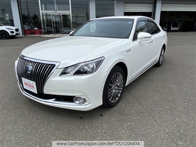 toyota crown-majesta 2015 -TOYOTA--Crown Majesta DAA-AWS215--AWS215-6000940---TOYOTA--Crown Majesta DAA-AWS215--AWS215-6000940- image 2