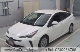 toyota prius 2019 -TOYOTA--Prius DAA-ZVW51--ZVW51-8063479---TOYOTA--Prius DAA-ZVW51--ZVW51-8063479-