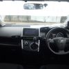 toyota wish 2010 NIKYO_JH33824 image 5